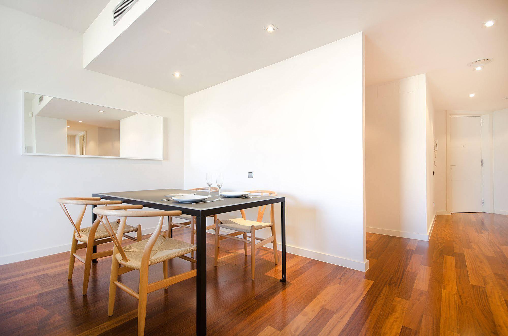 You Stylish Paseo De Gracia Apartment Barcelona